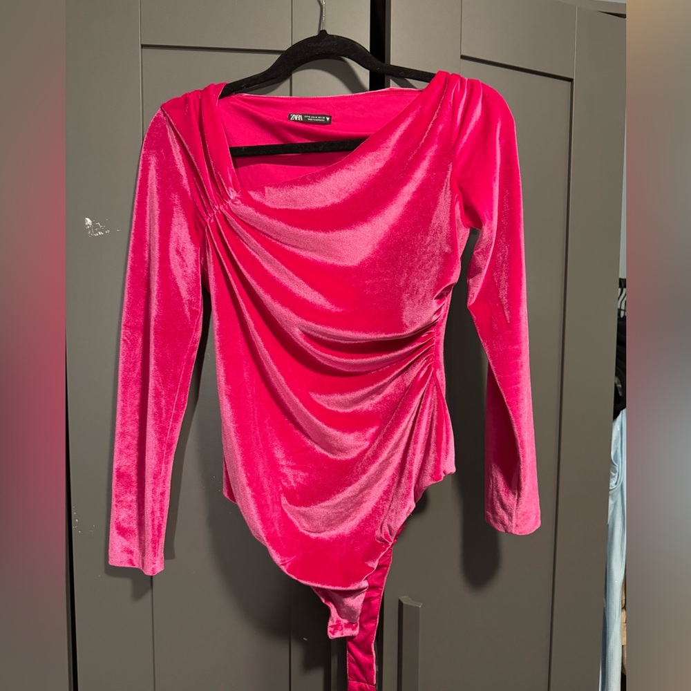 ZARA Pink Velvet Bodysuit - Size medium